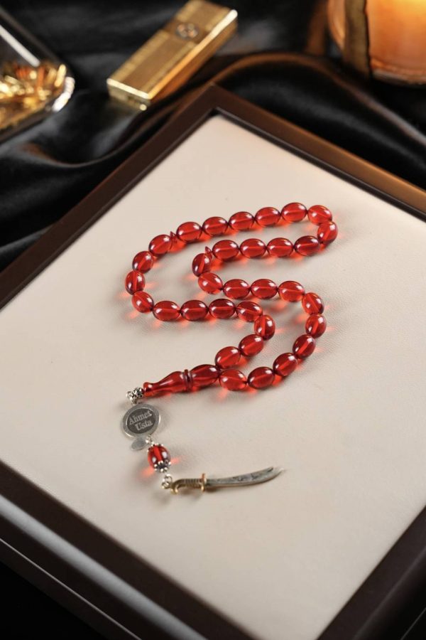 Love-Serie mit dem Namen Red New German Pressed Silver Design